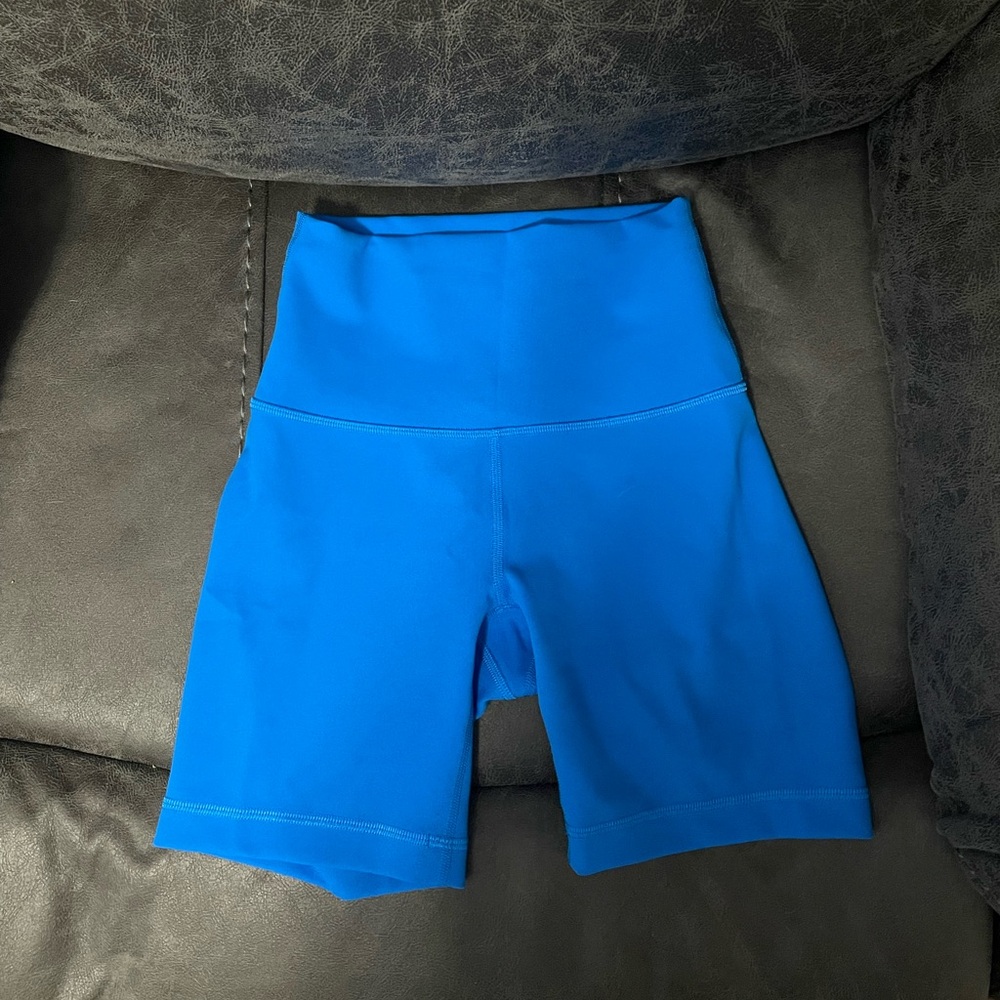 Blue lululemon bike shorts 6”